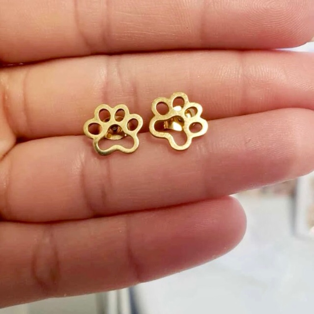 🐾 Paw Print Stainless Steel Stud Earrings NWT - Picture 10 of 12